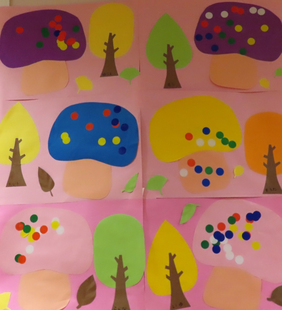 10月の壁面（みずいろ組）