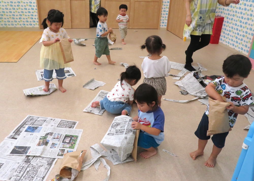 新聞紙でお芋作ったよ