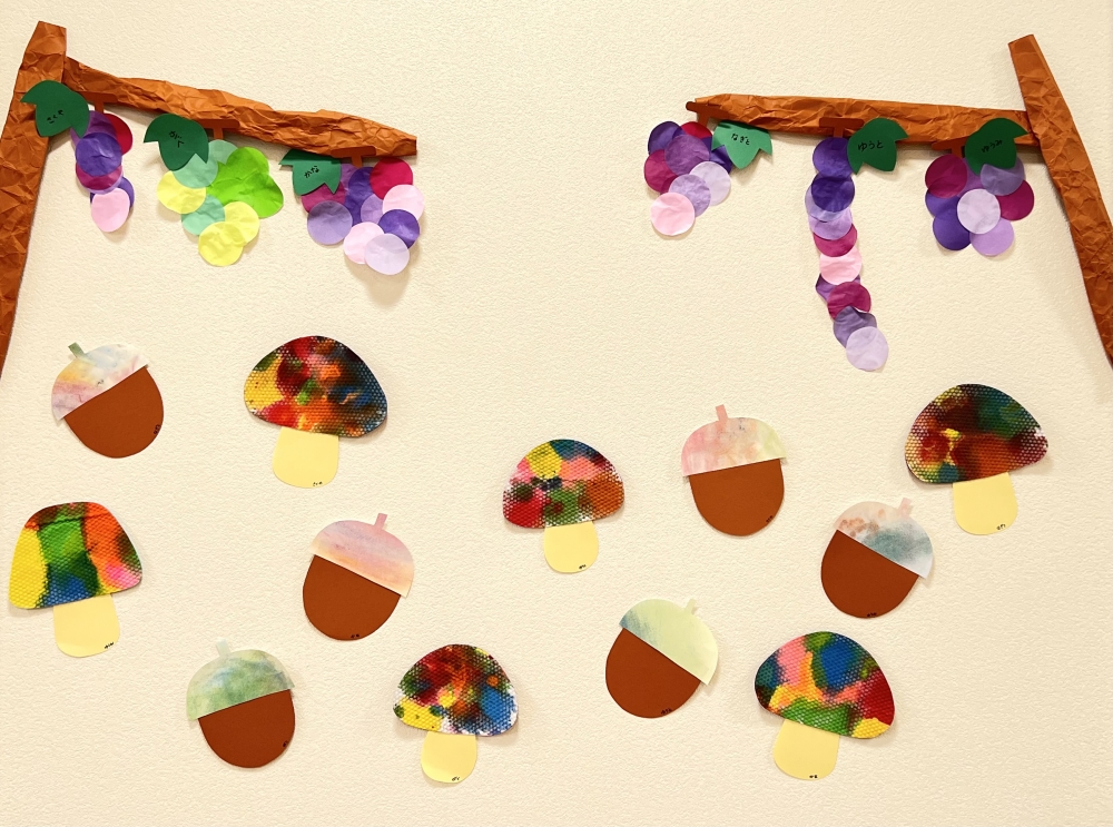 11月の壁面（おれんじ組）