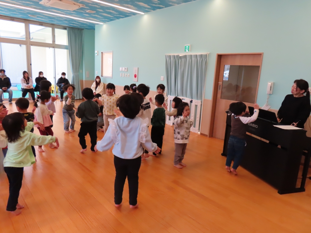 リトミック＆給食参観